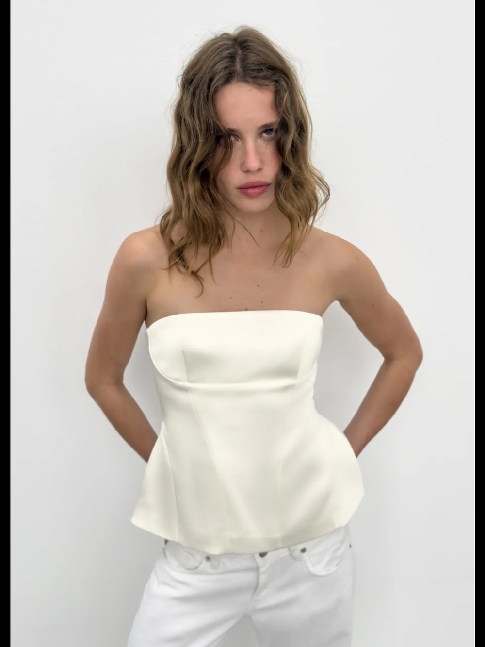 Strapless Peplum Corset in Cream-White